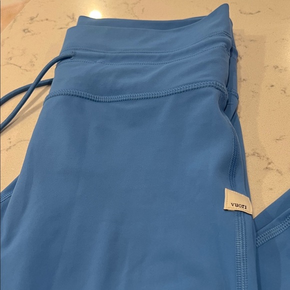 Vuori Daily Blue Leggings - Picture 2 of 6
